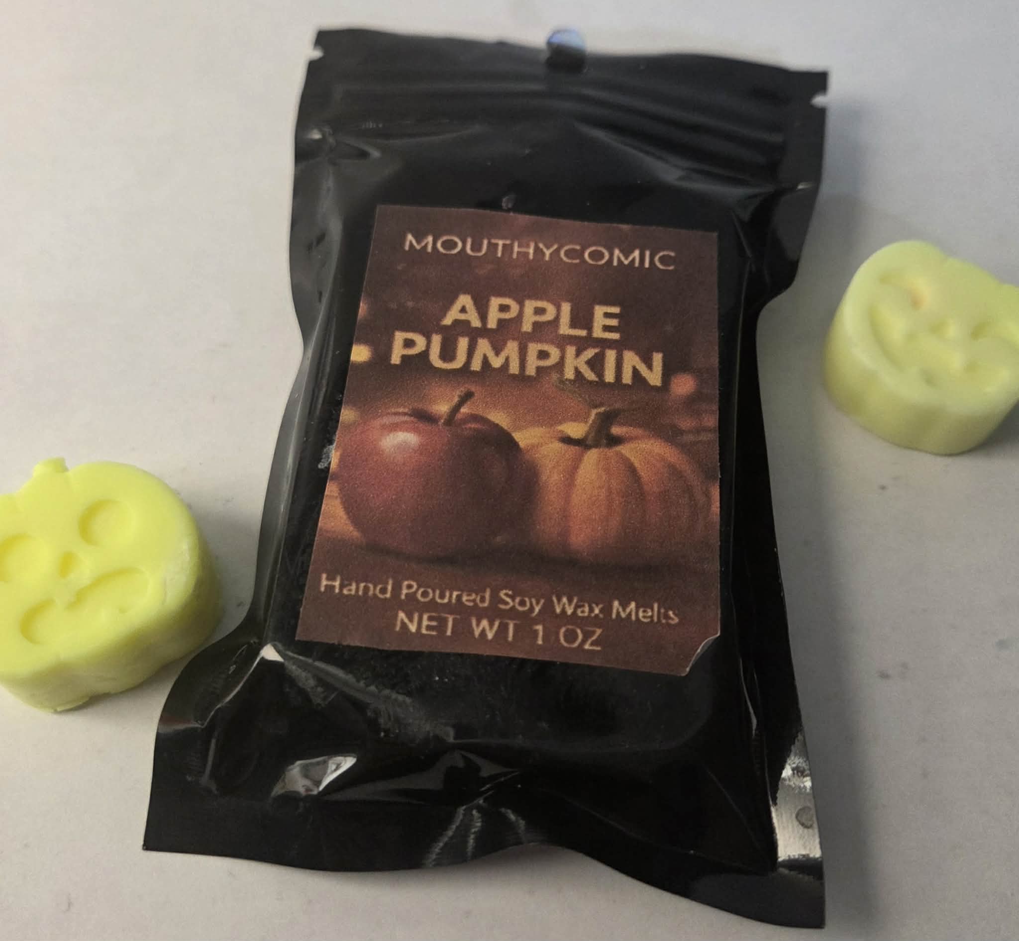 Apple Pumpkin Wax Bears