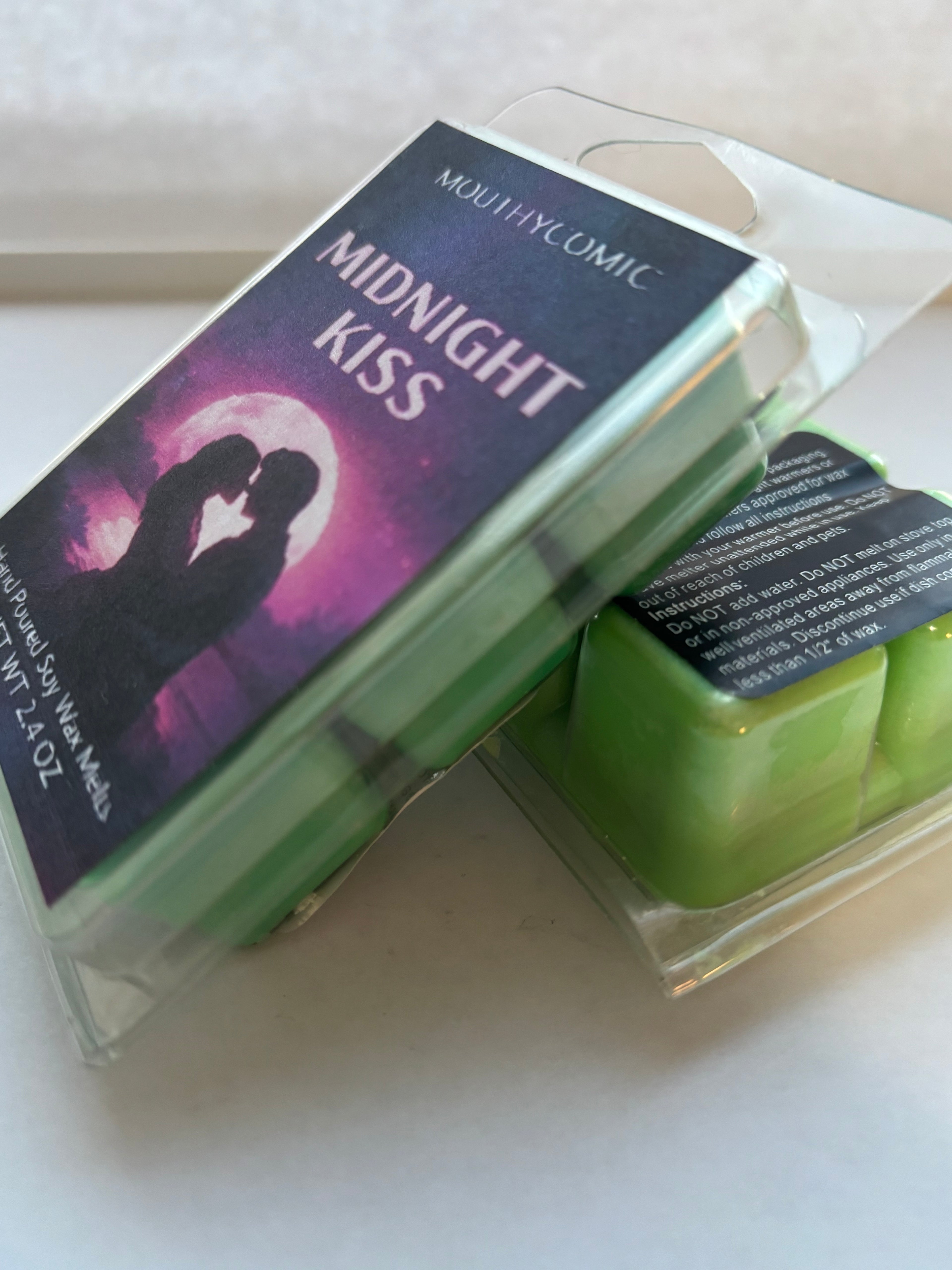 Midnight Kiss Wax Melts!