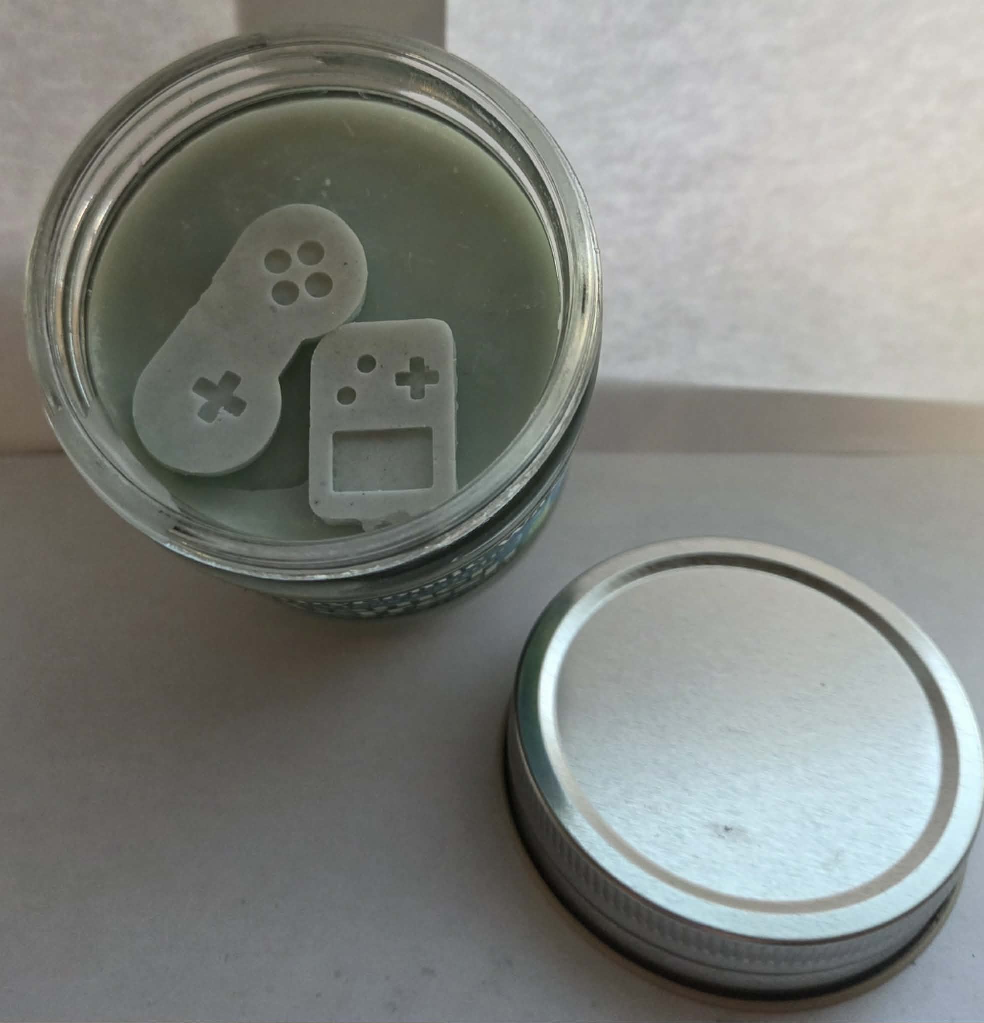 Gamer Refresh Wickless Candle